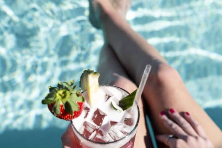 Poolside bar